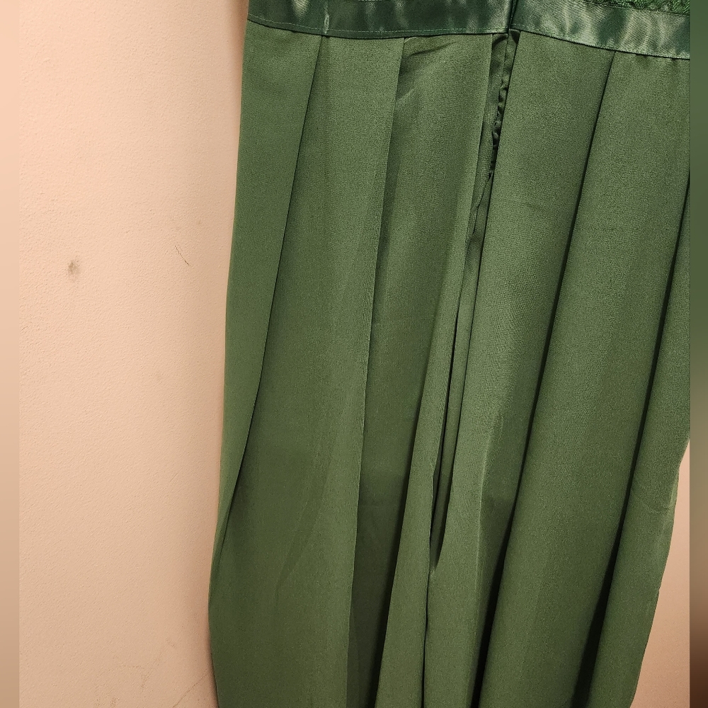 Plus size cocktail/wedding/part dress - Picture 2 of 7